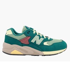 New Balance 580 sneakers